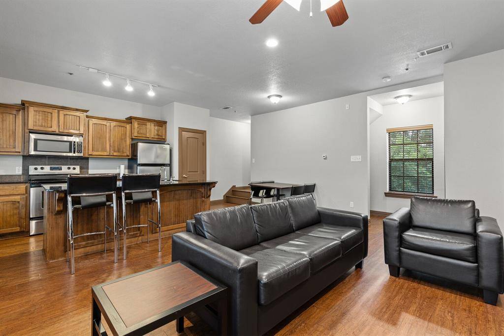 2410 S 2nd Street #1270, Waco, TX 76706