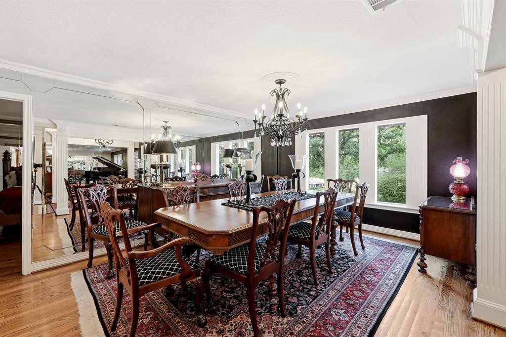 1809 Southpark Drive, Arlington, TX 76013
