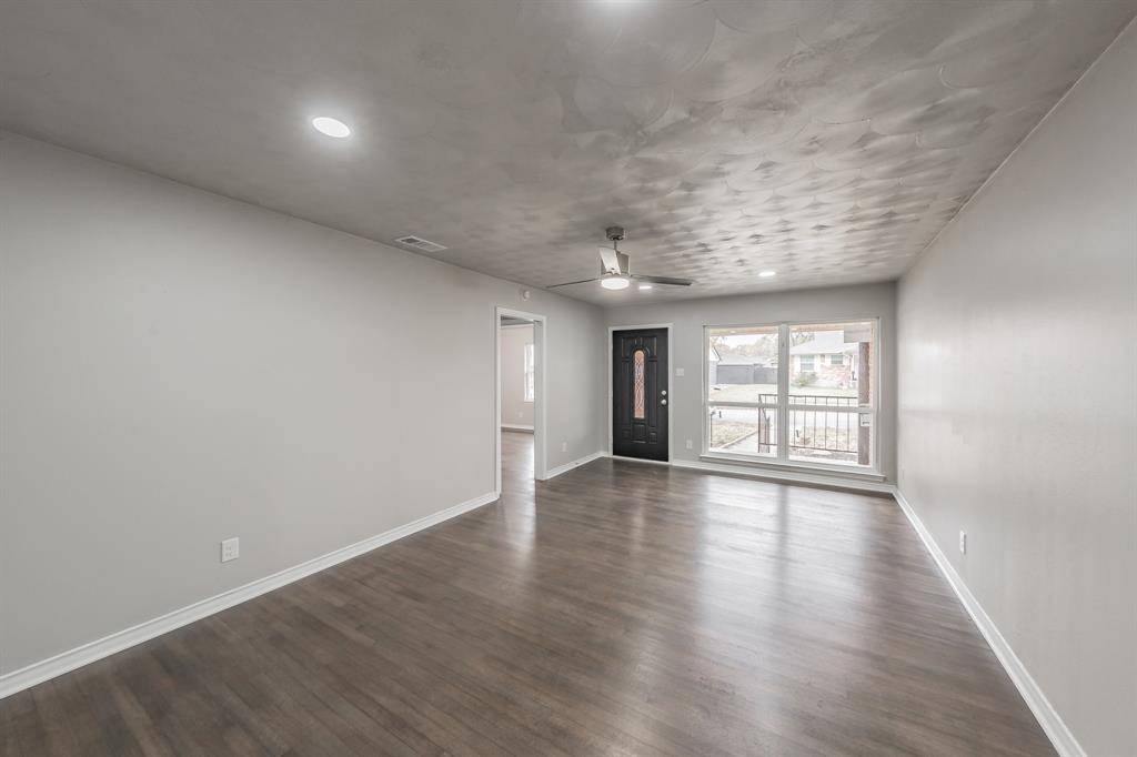 4518 Live Oak Drive, Mesquite, TX 75150