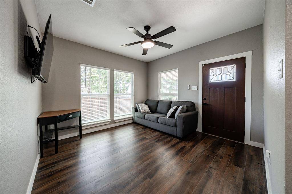 1920 S 18th Street, Waco, TX 76706