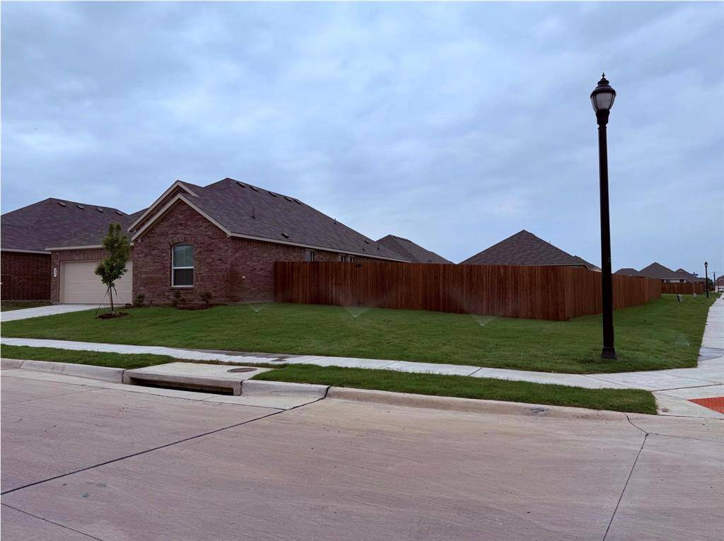 500 Mill Trace Way, Princeton, TX 75407
