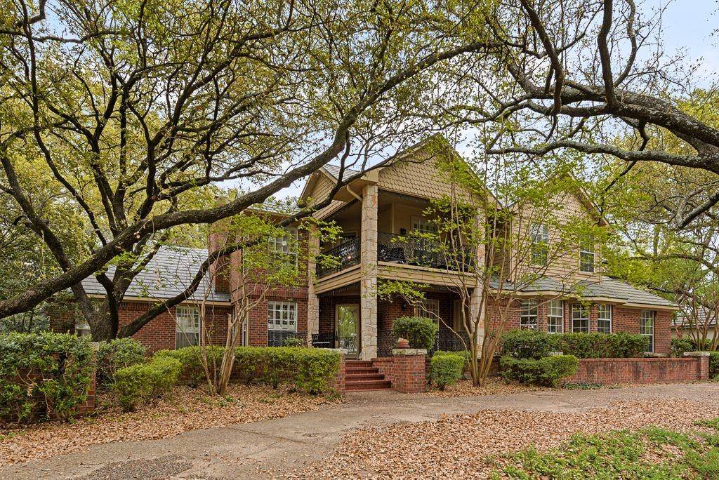 2 Eastshore Road, Heath, TX 75032