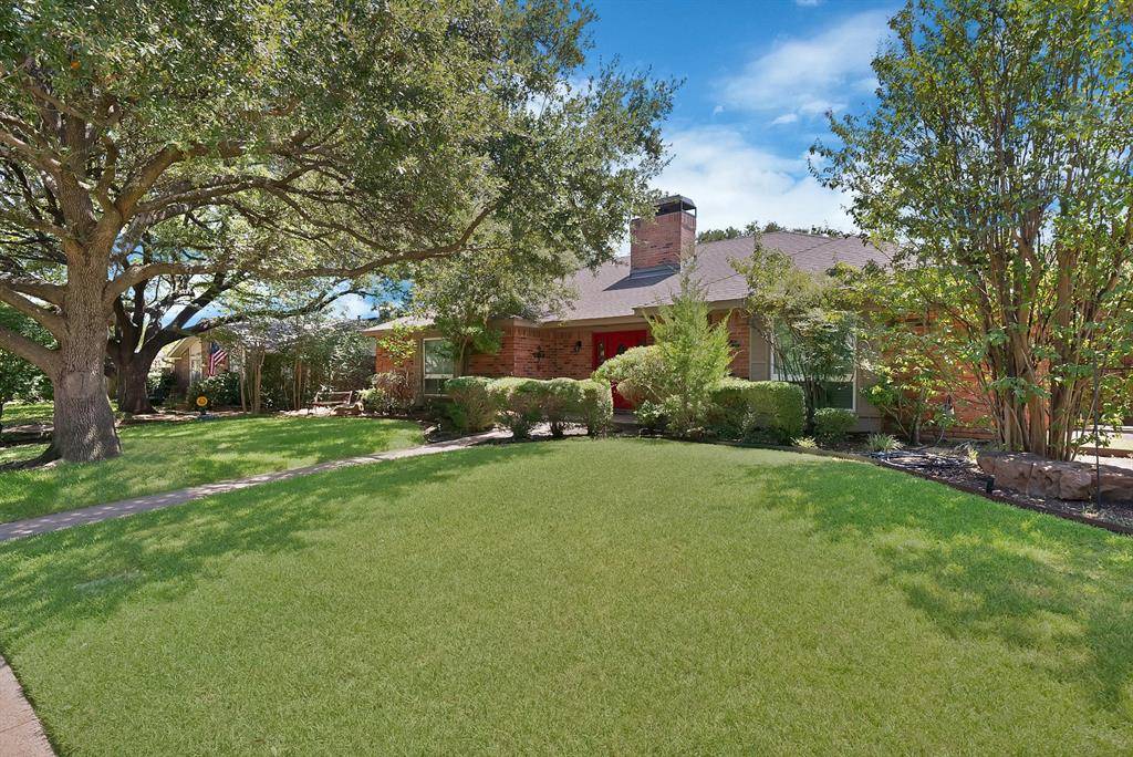 1818 Sara Lane, Richardson, TX 75081