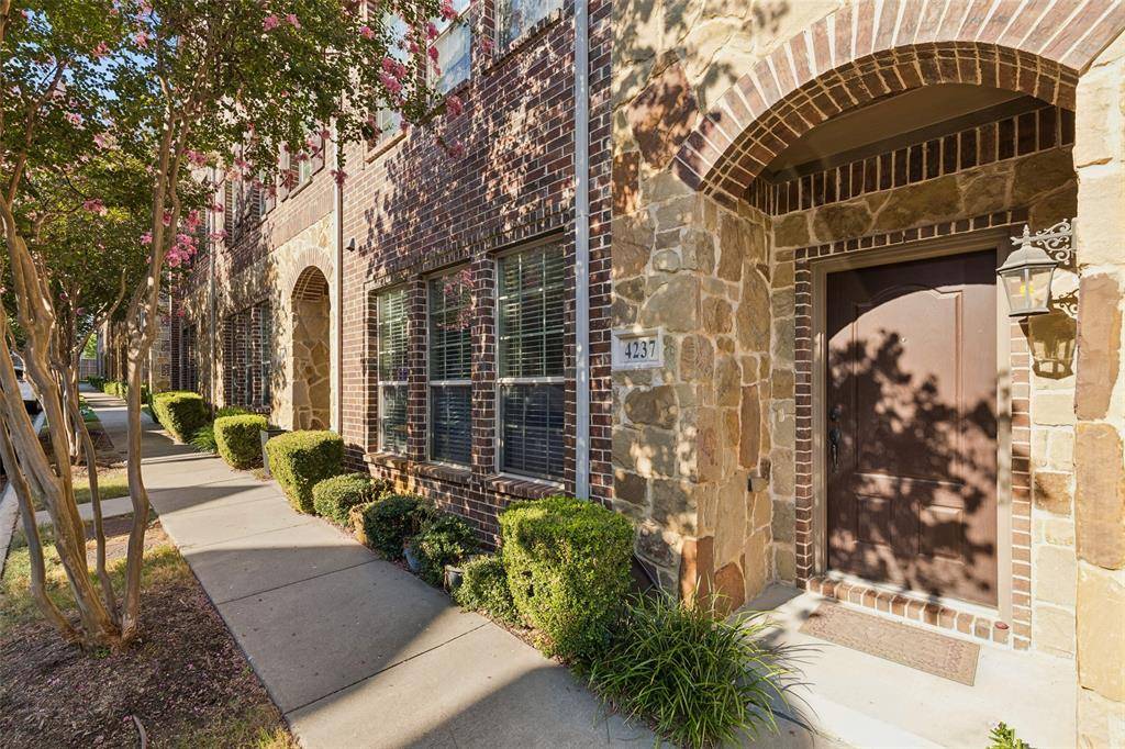 4237 Riverview Drive, Carrollton, TX 75010