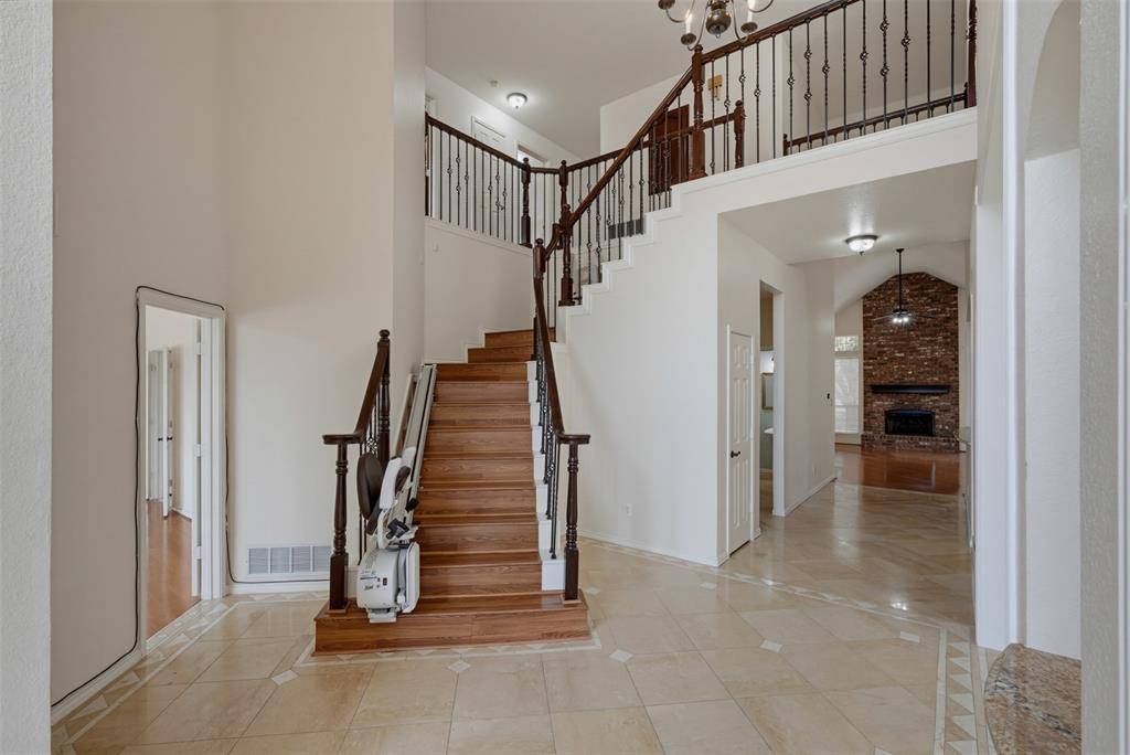 634 Oakbend Drive, Coppell, TX 75019