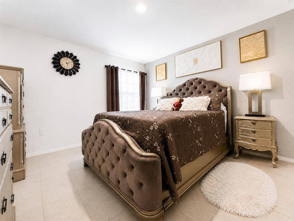 2645 Starwater Drive, Fort Worth, TX 76179