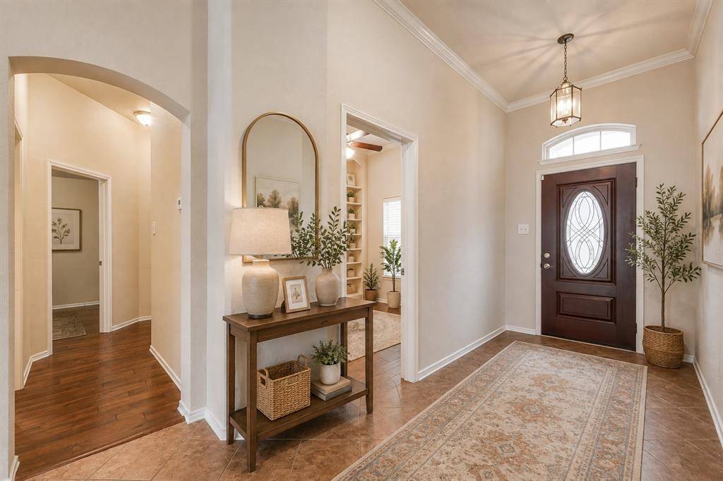 2813 Fox Creek Trail, Arlington, TX 76017
