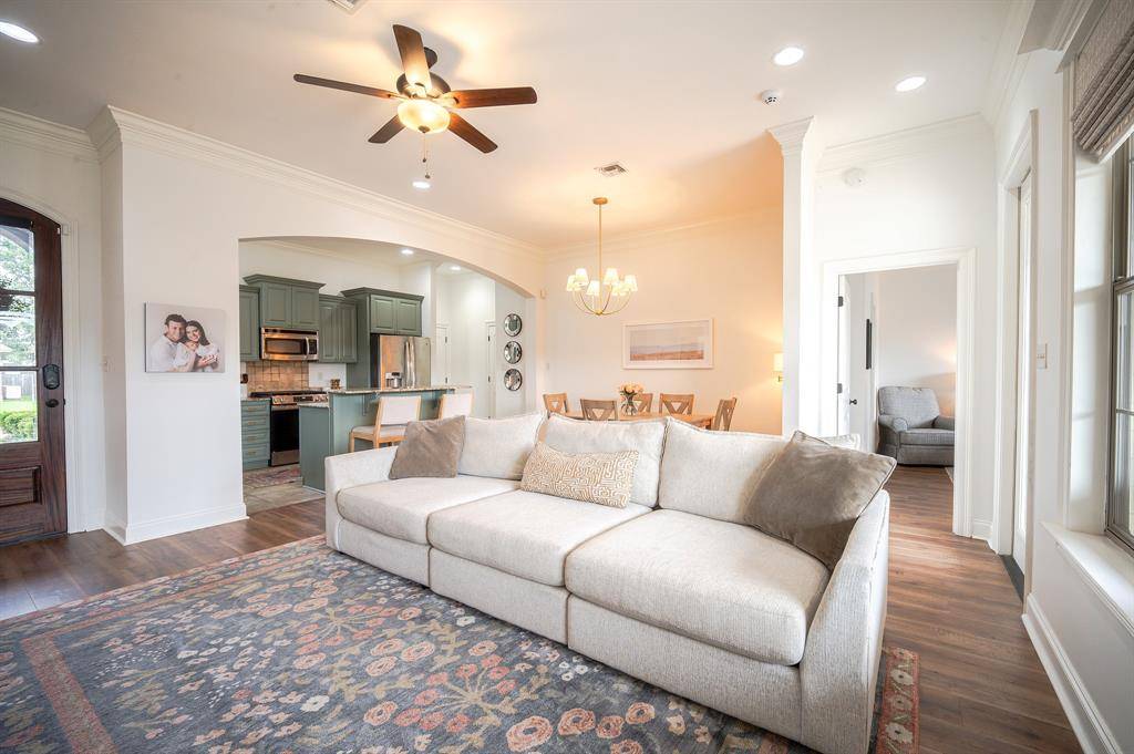285 Evangeline Creek Drive, Shreveport, LA 71106