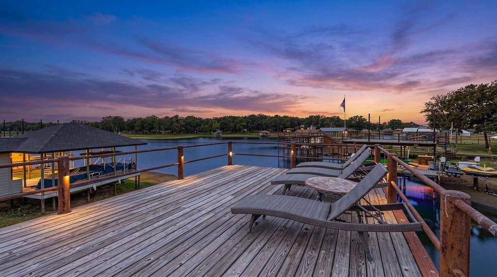 542 Arrowwood Beach Road, Trinidad, TX 75163
