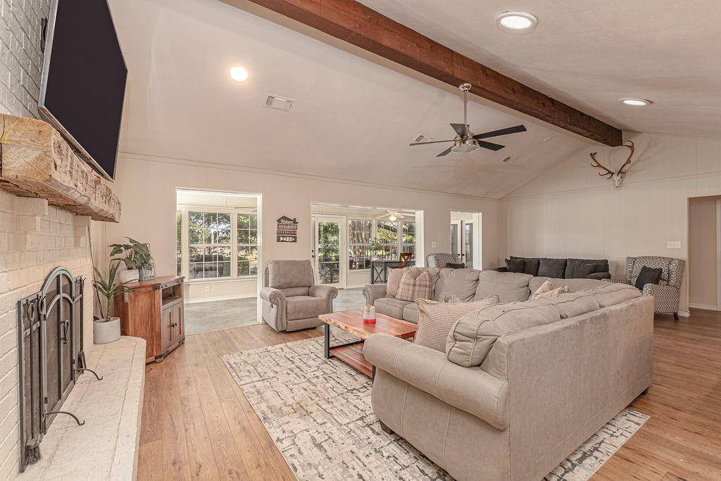 542 Arrowwood Beach Road, Trinidad, TX 75163