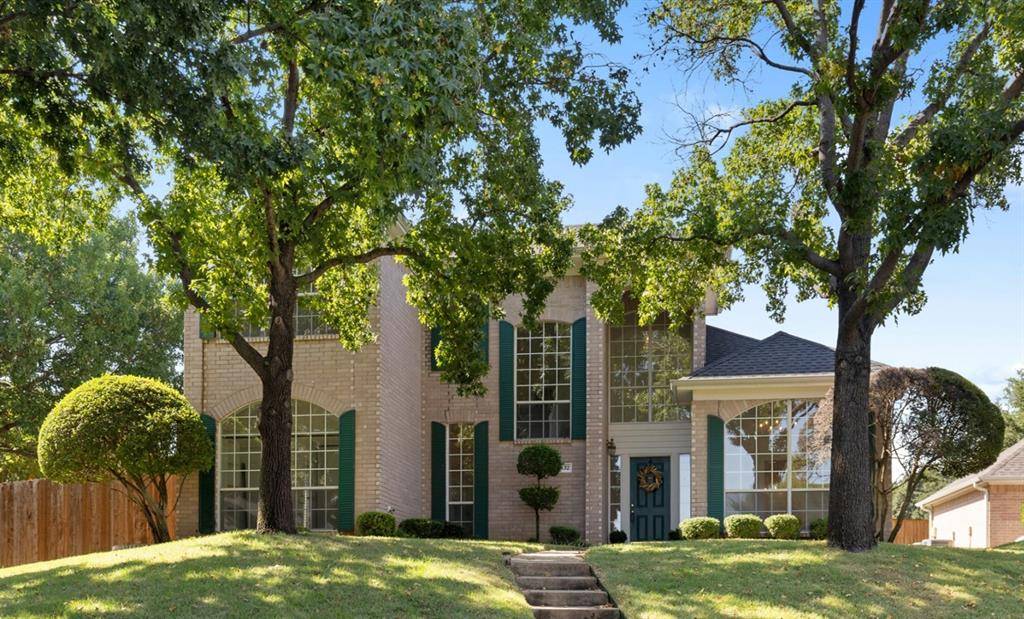 1432 Swan Court, Lewisville, TX 75077