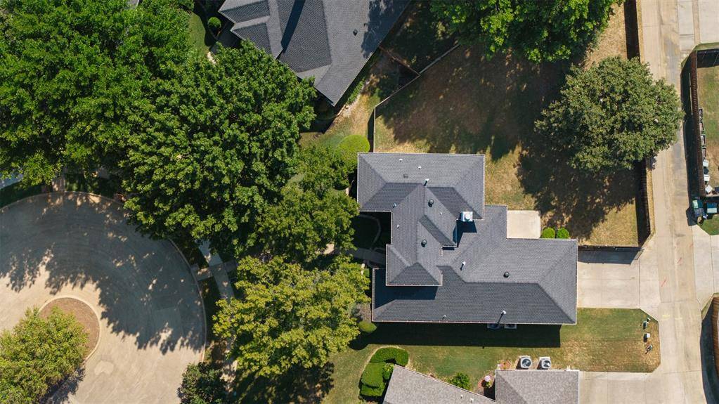 1432 Swan Court, Lewisville, TX 75077