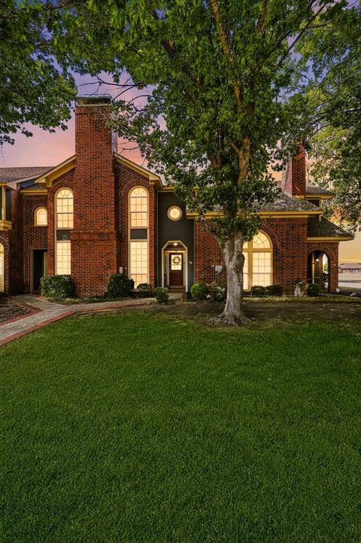 136 Cobblestone Row, Denton, TX 76207