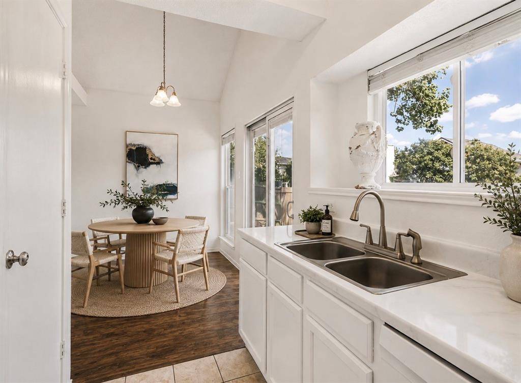953 Ramblewood, Lewisville, TX 75067