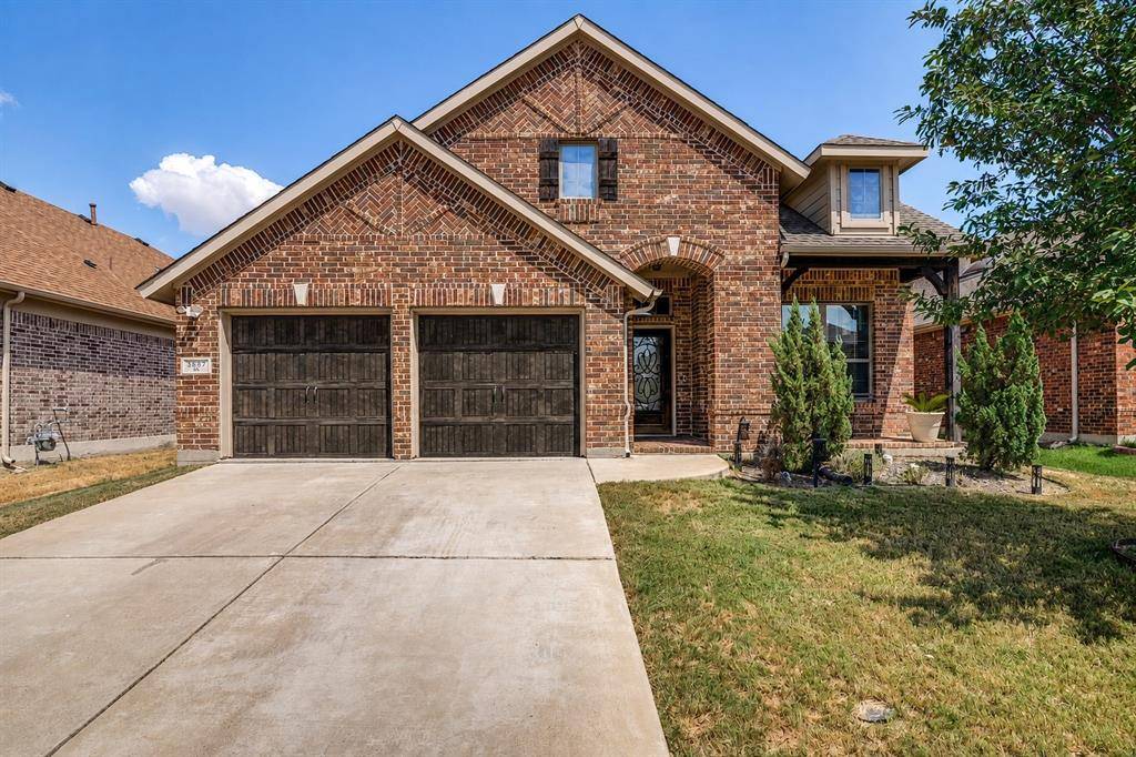 3827 Mustang Avenue, Sachse, TX 75048
