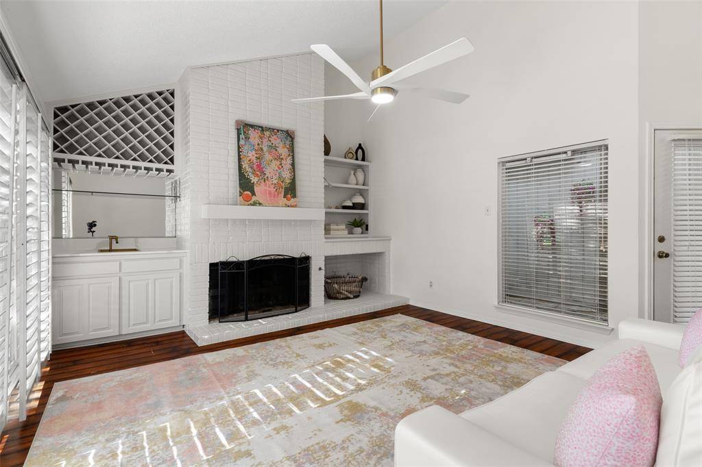 17663 Sunmeadow Drive, Dallas, TX 75252