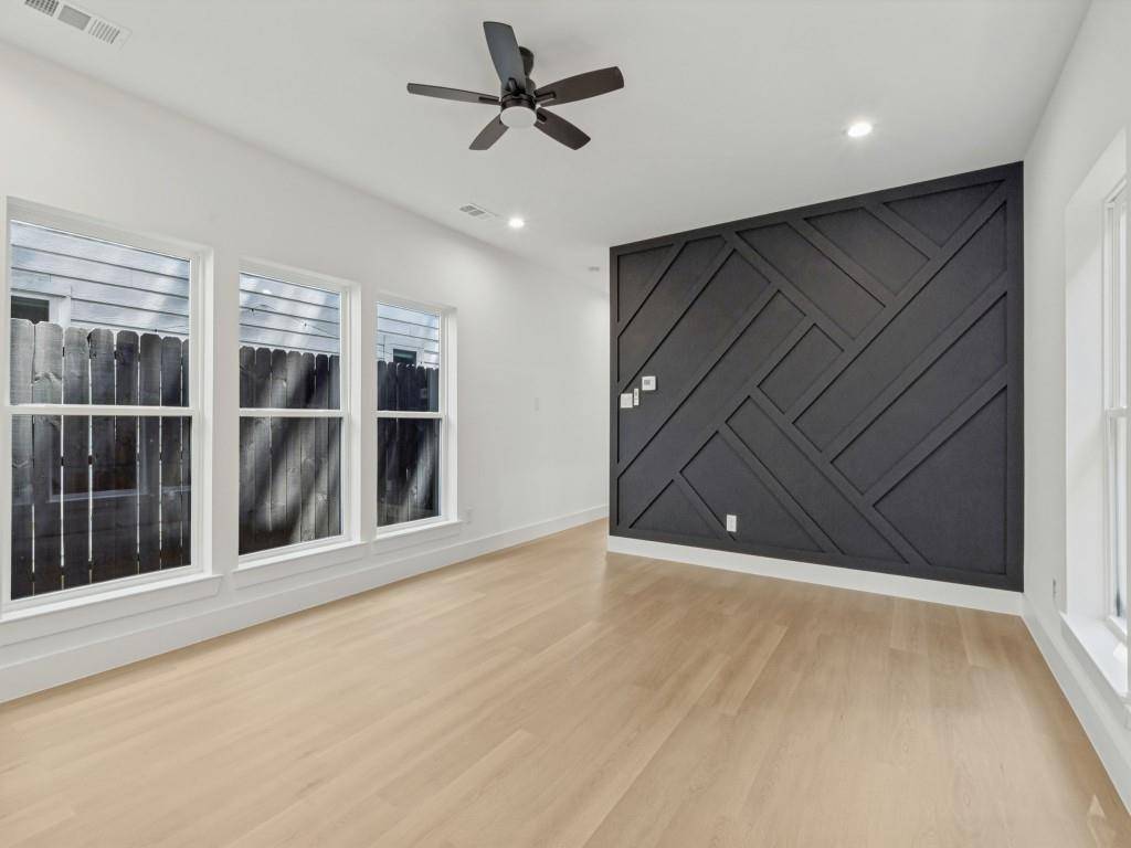 2208 Dyson Street, Dallas, TX 75215