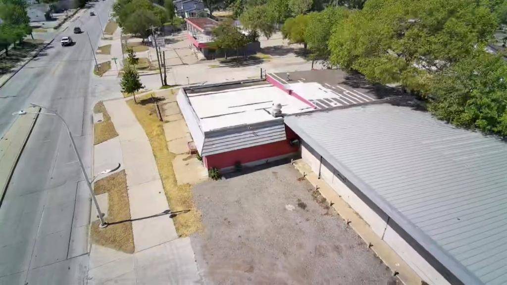 4606 Botham Jean Boulevard, Dallas, TX 75215