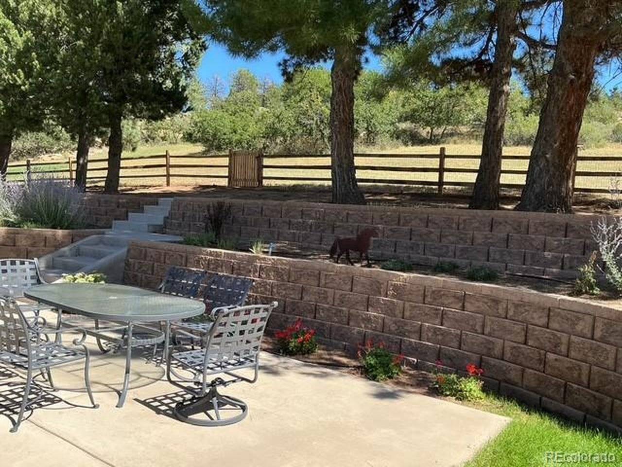 5590 Crestbrook, Morrison, CO 80465
