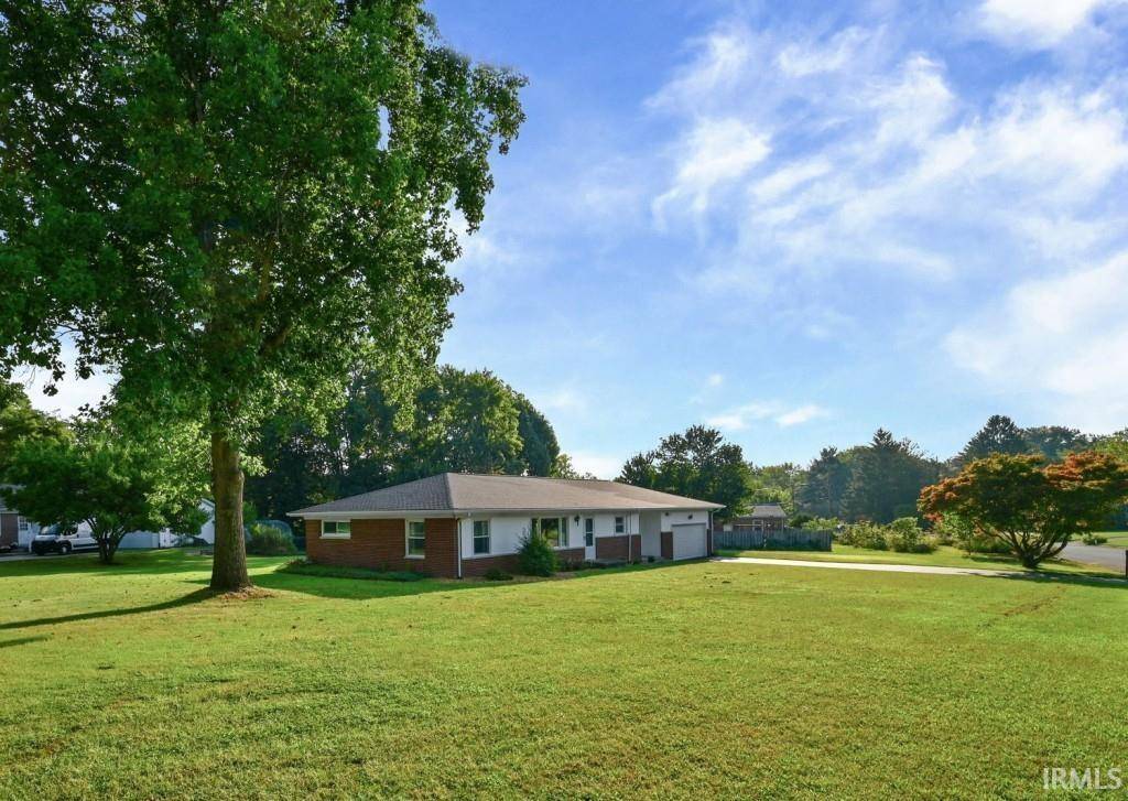 110 Blueberry LN, West Lafayette, IN 47906