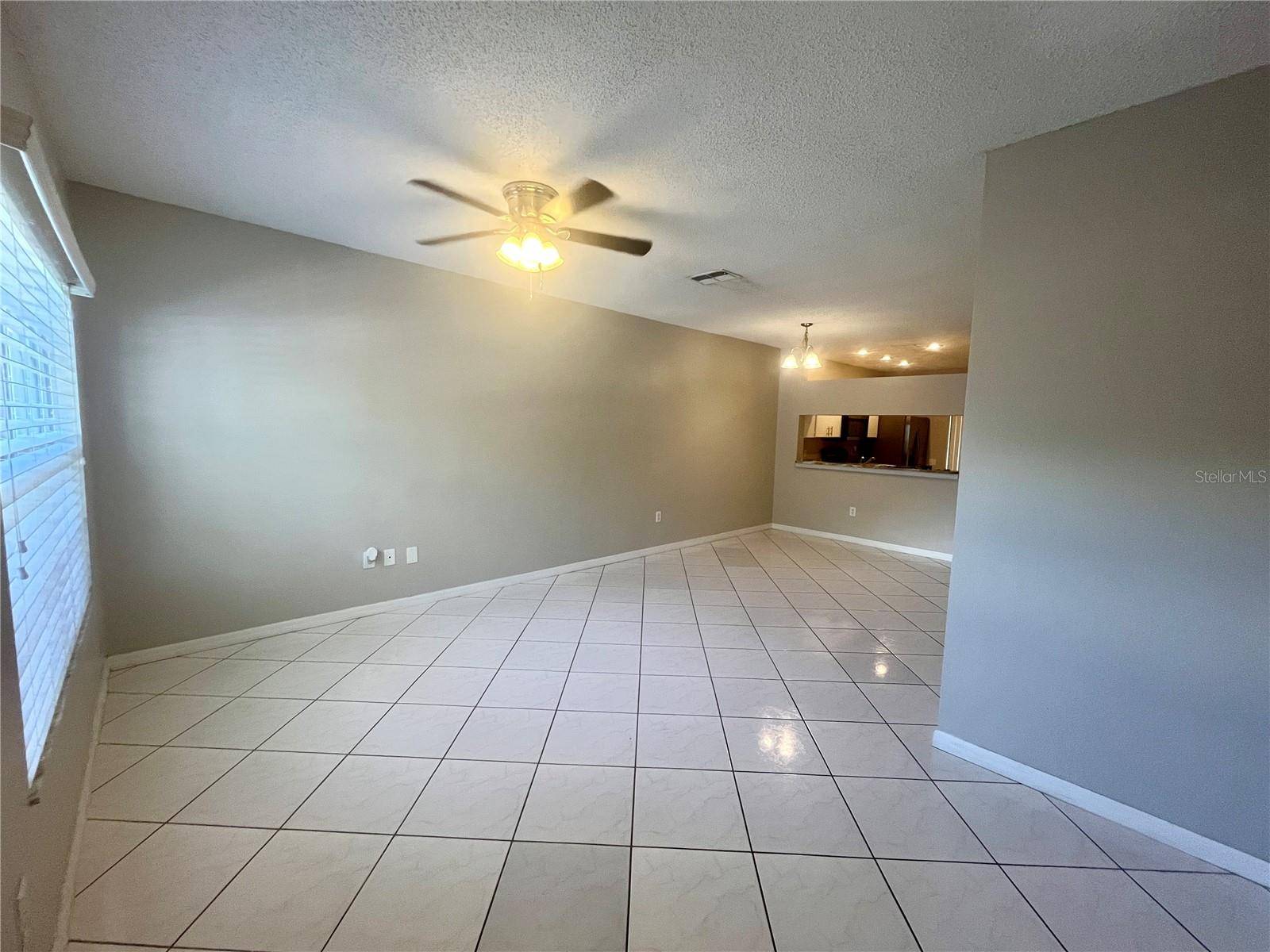 12356 BERKELEY SQUARE DR, Tampa, FL 33626