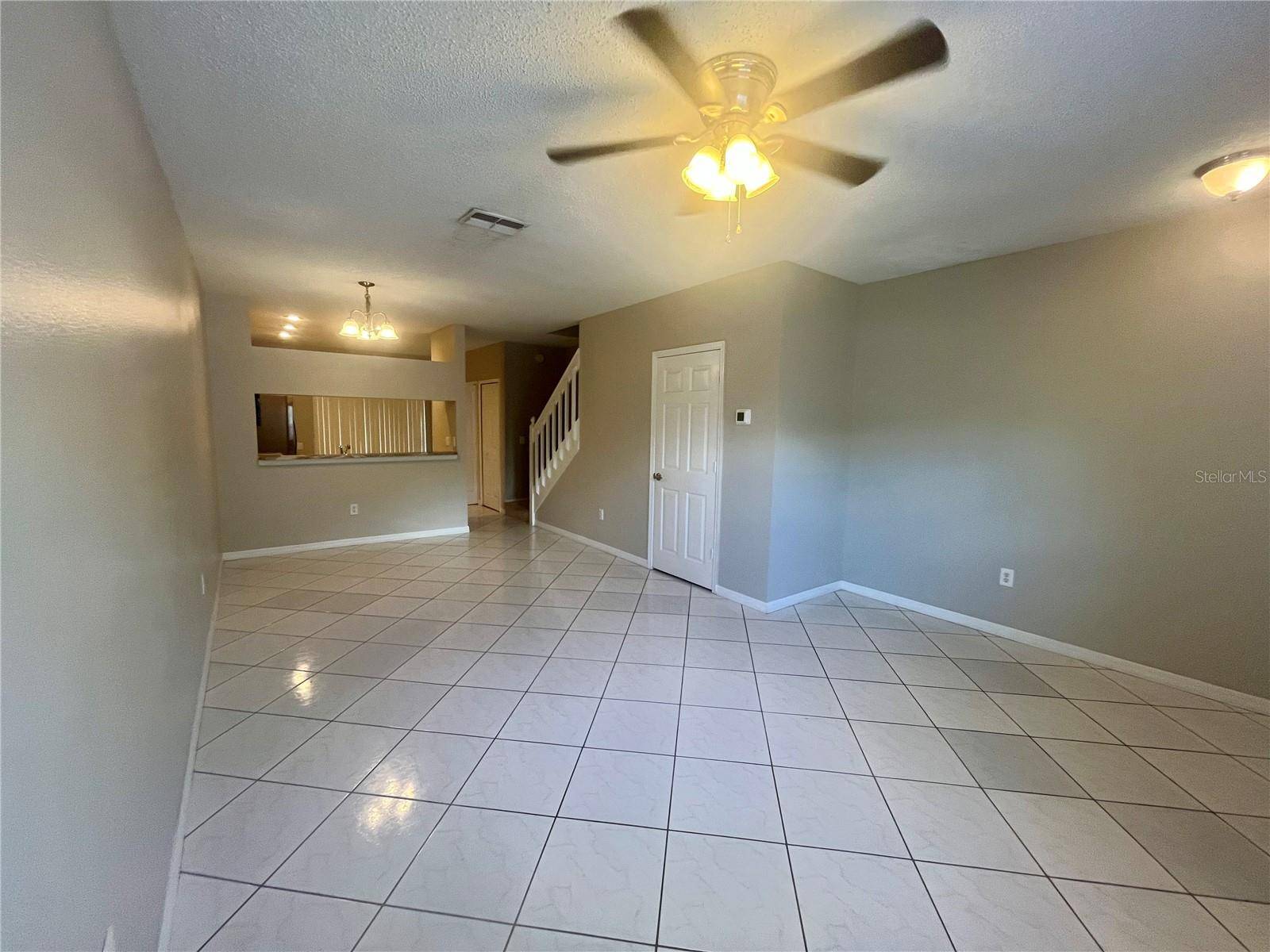 12356 BERKELEY SQUARE DR, Tampa, FL 33626
