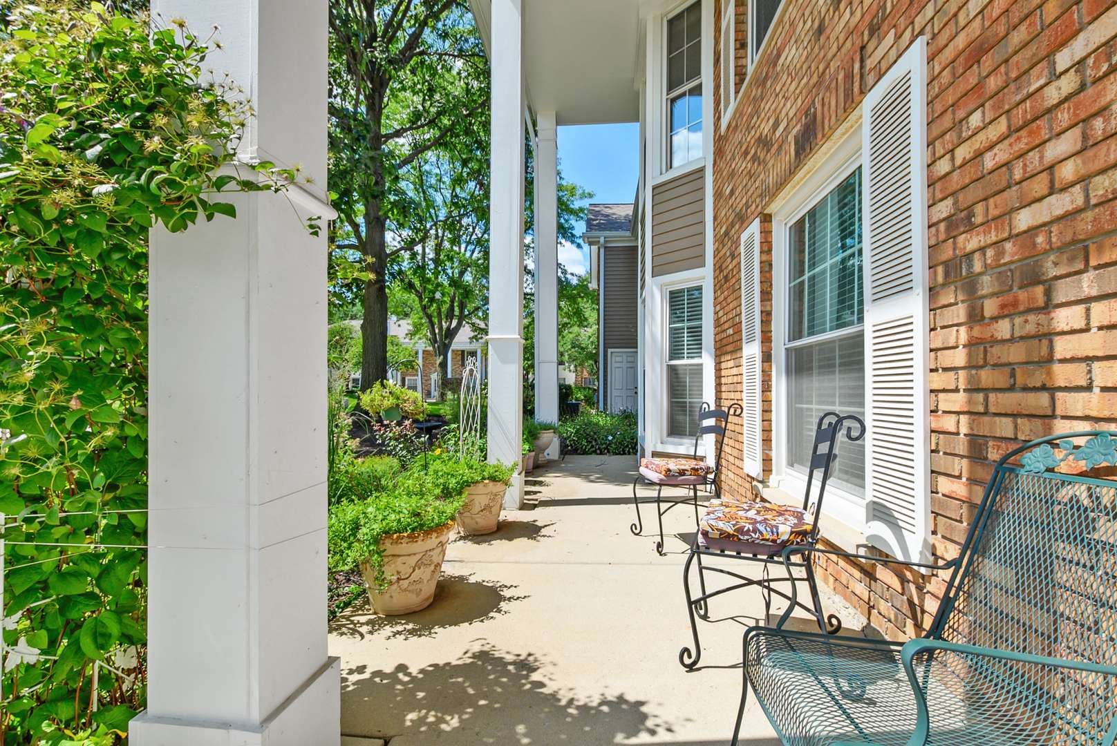 1105 Spring Garden CIR #5, Naperville, IL 60563