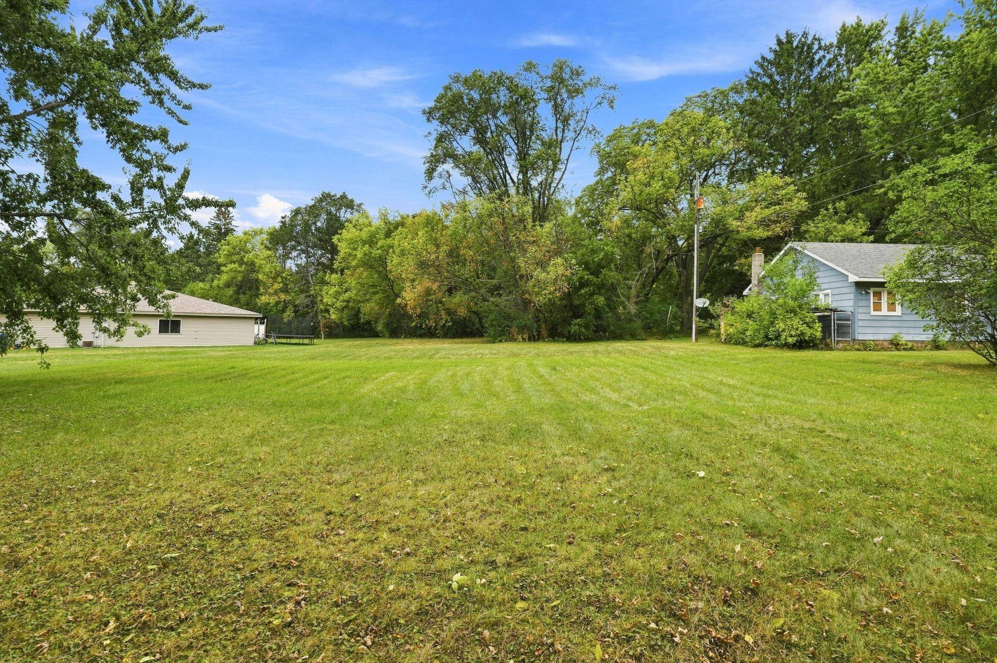 401 S Division ST, Roberts, WI 54023