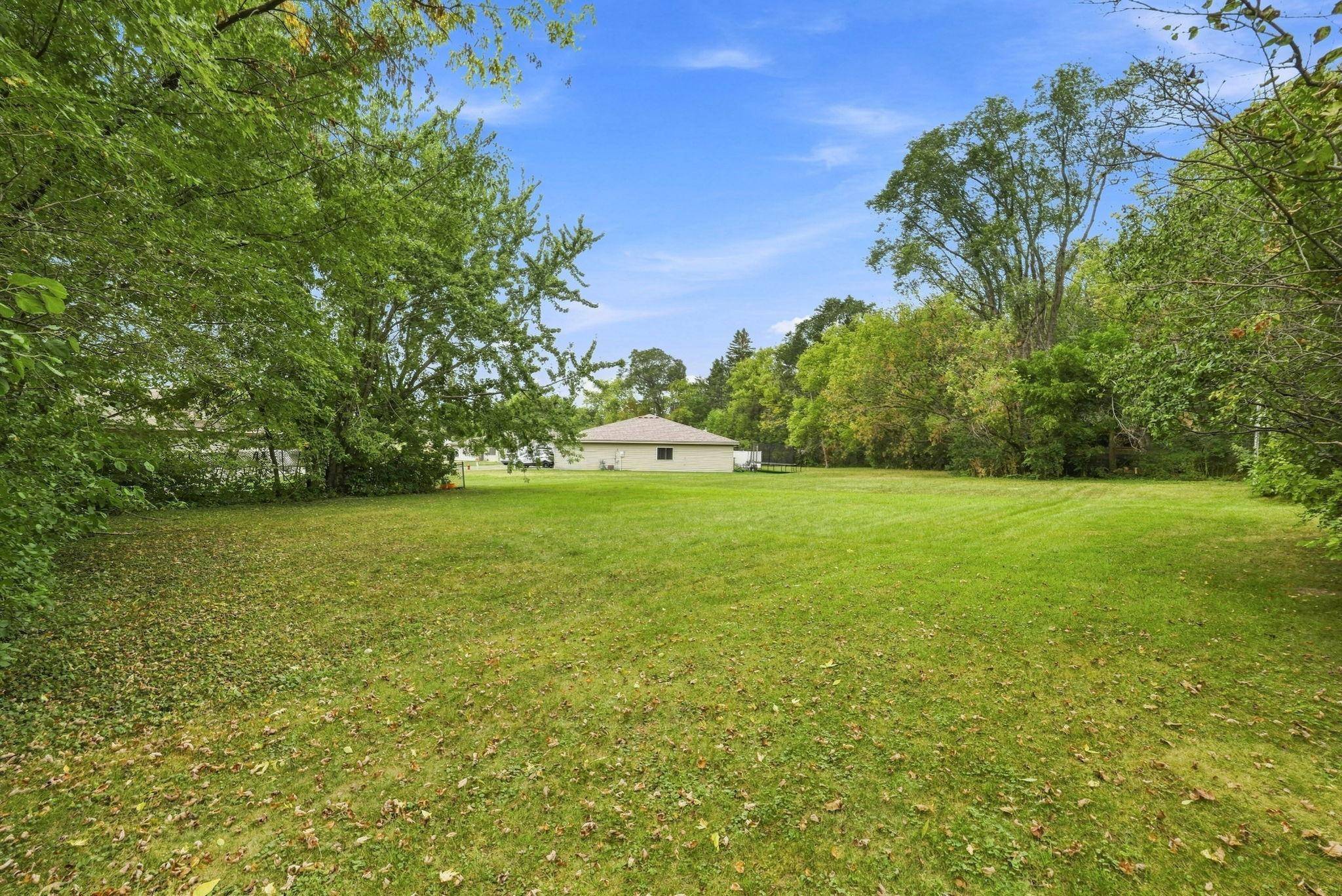401 S Division ST, Roberts, WI 54023