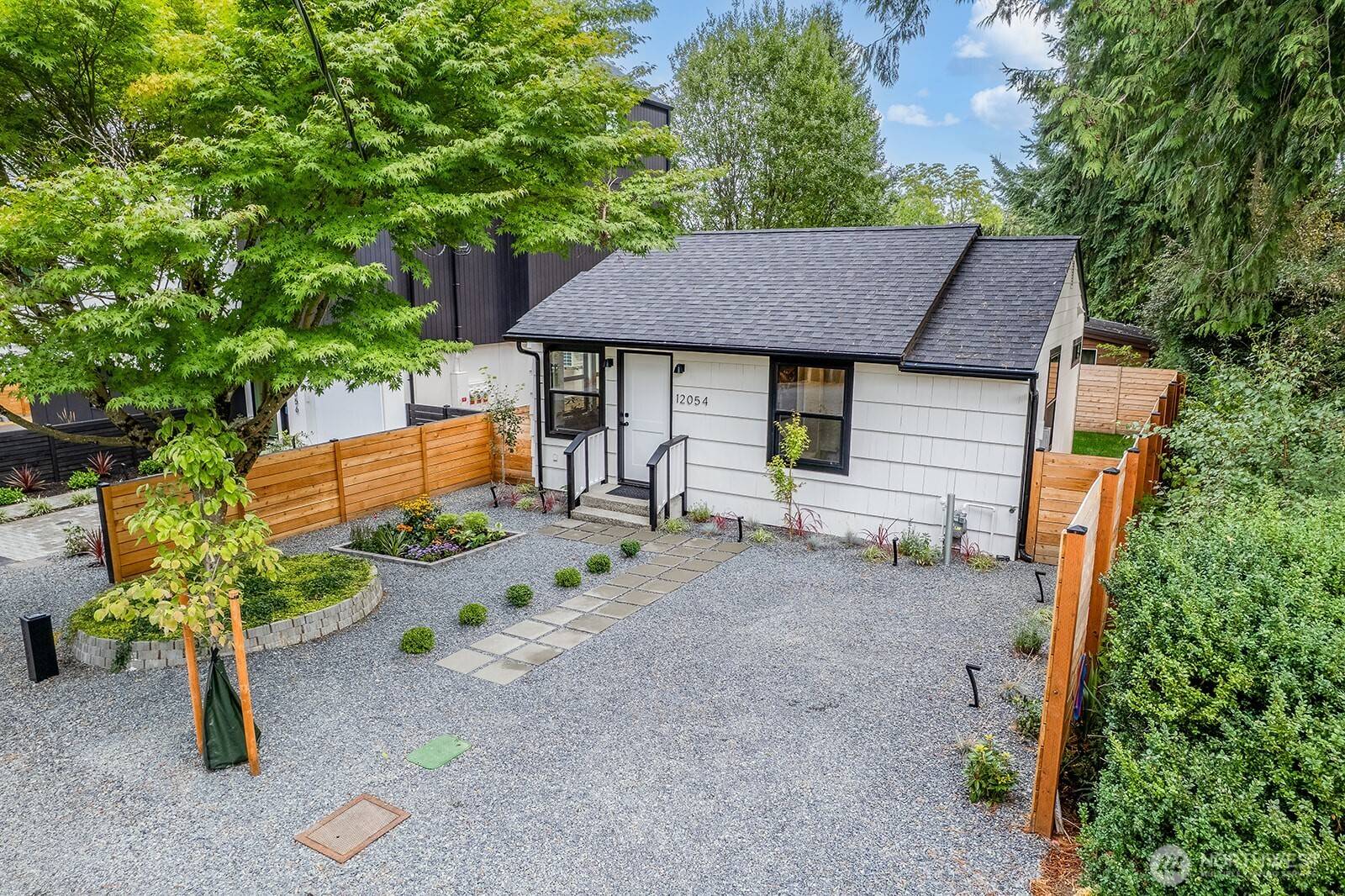 12054 20th AVE NE, Seattle, WA 98125