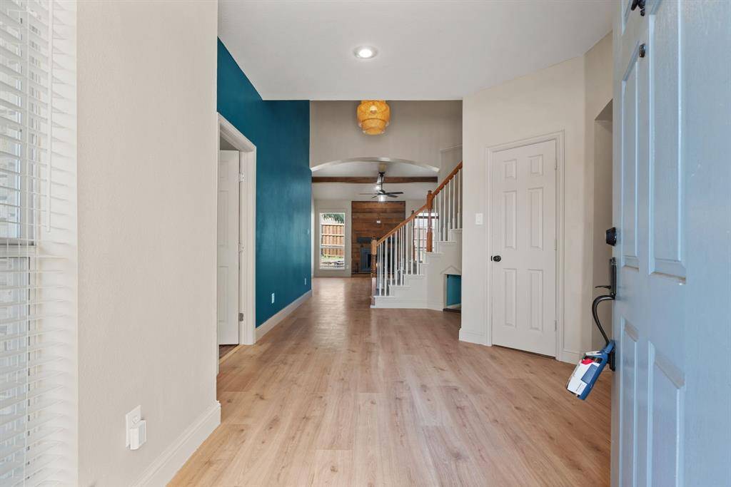5914 Ambassador Lane, Rowlett, TX 75089