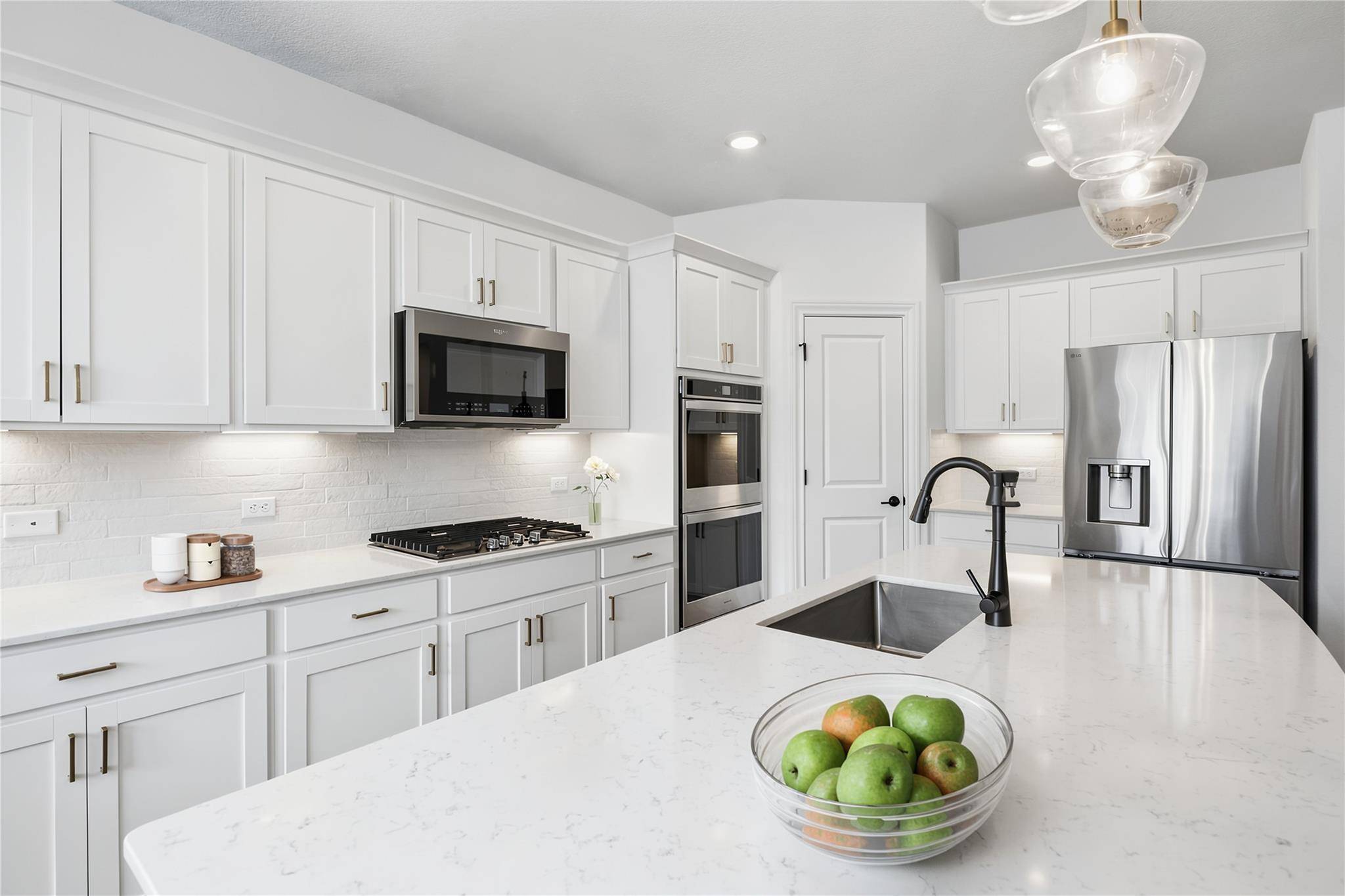 1008 Olinda CT, Liberty Hill, TX 78642