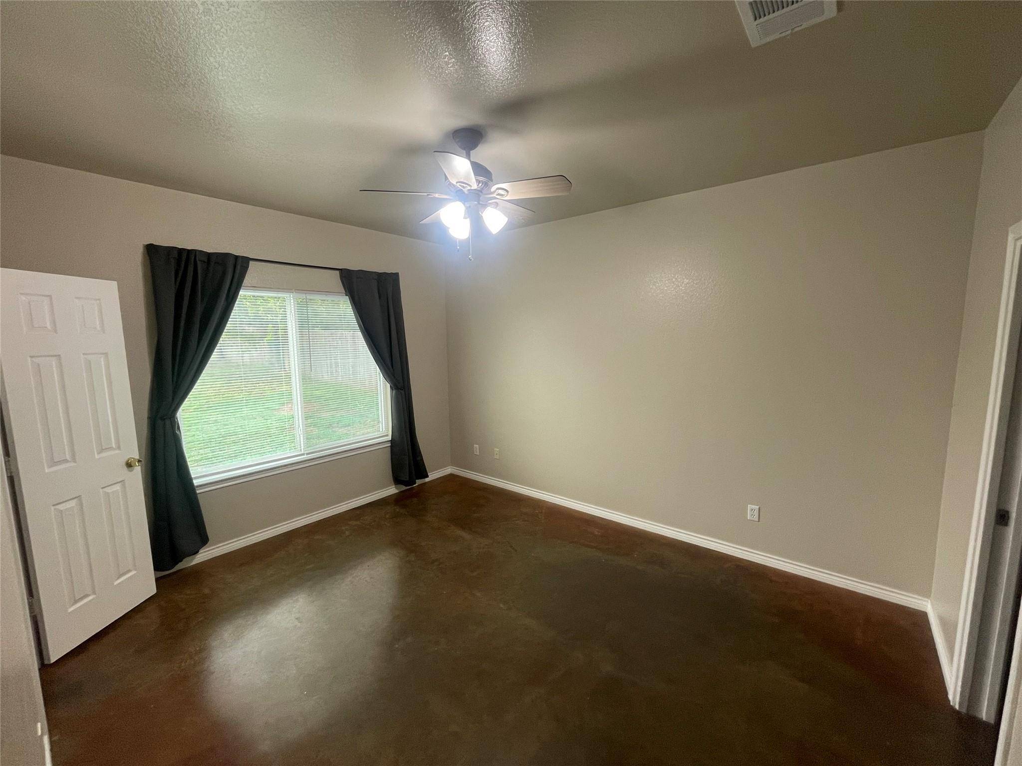 1640 County Road 228 #B, Florence, TX 76527