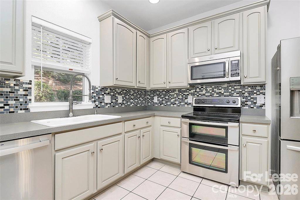 10978 Princeton Village DR, Charlotte, NC 28277