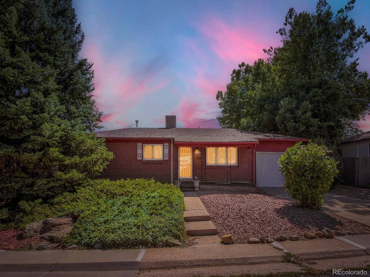 3366 W Grand, Englewood, CO 80110