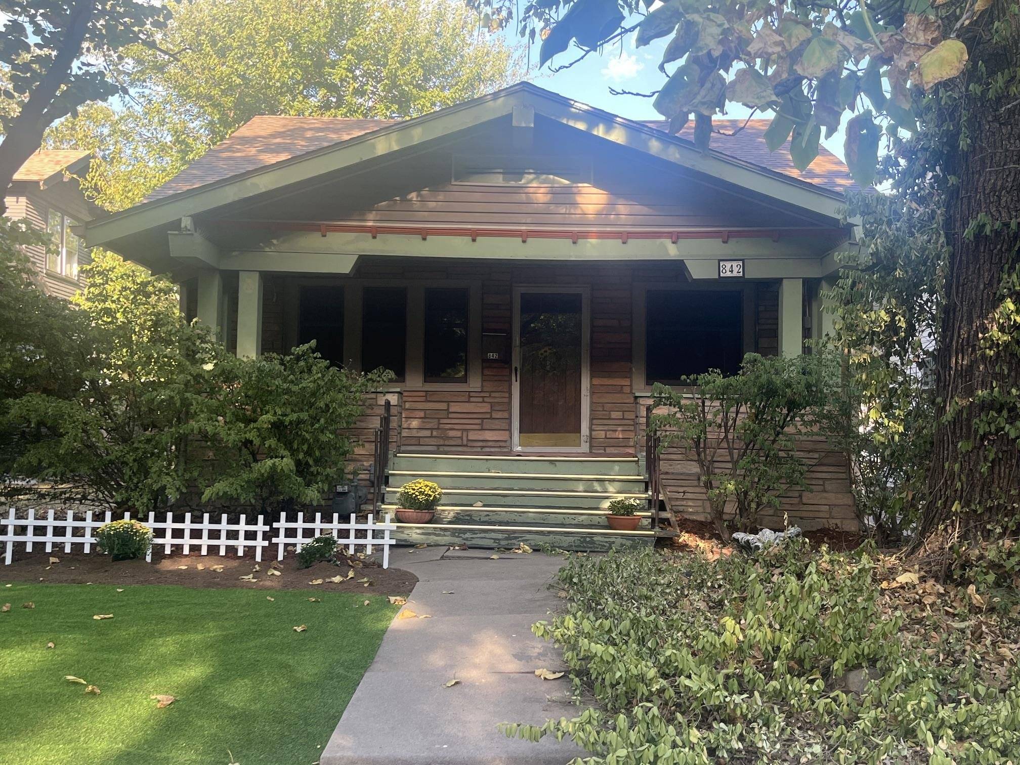 842 N Litchfield Ave, Wichita, KS 67203