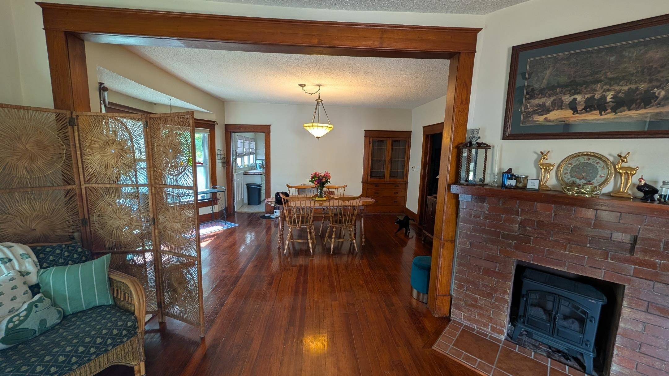 1905 W Douglas Ave, Wichita, KS 67213