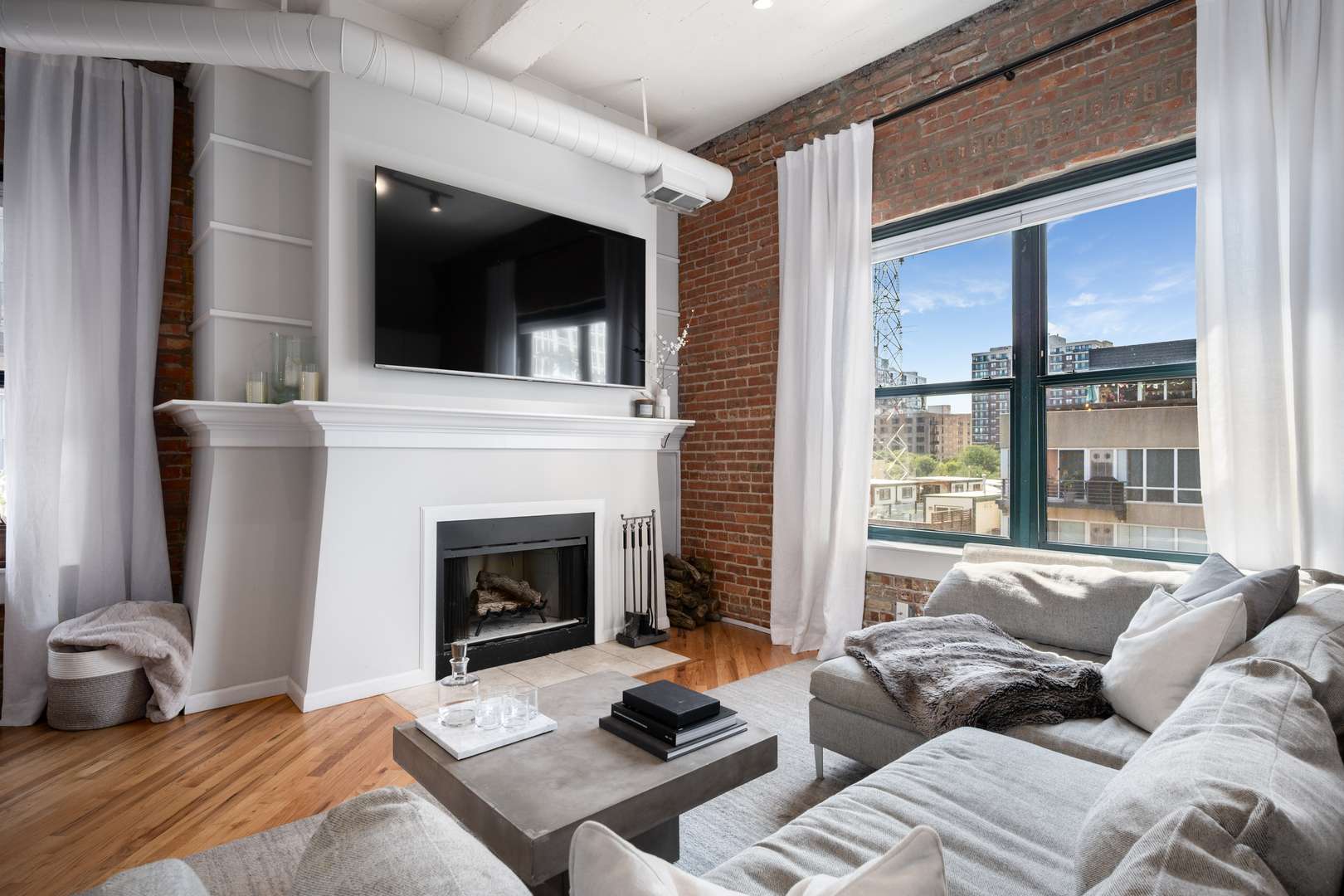 1439 S Michigan AVE #402, Chicago, IL 60605