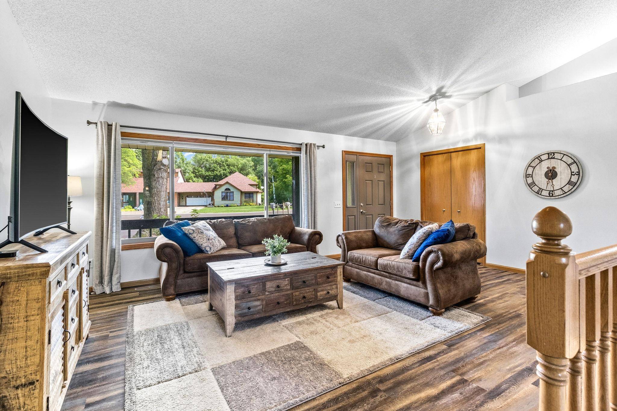 17781 Jasper CT, Lakeville, MN 55044