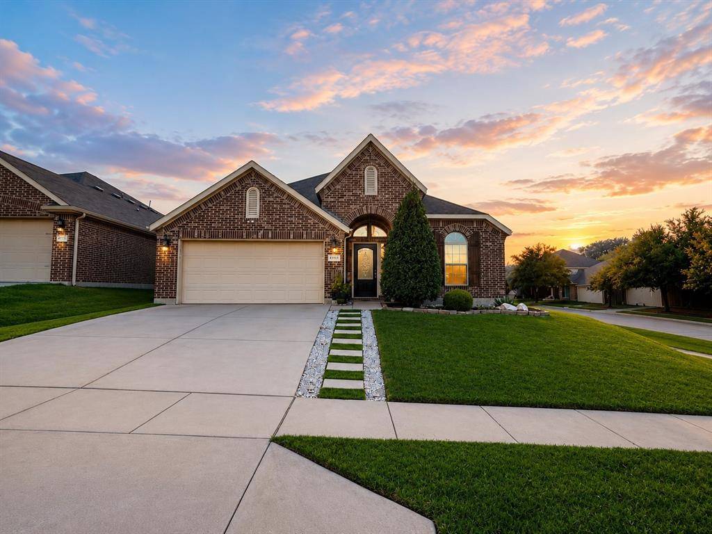 6333 Chalk Hollow Drive, Fort Worth, TX 76179