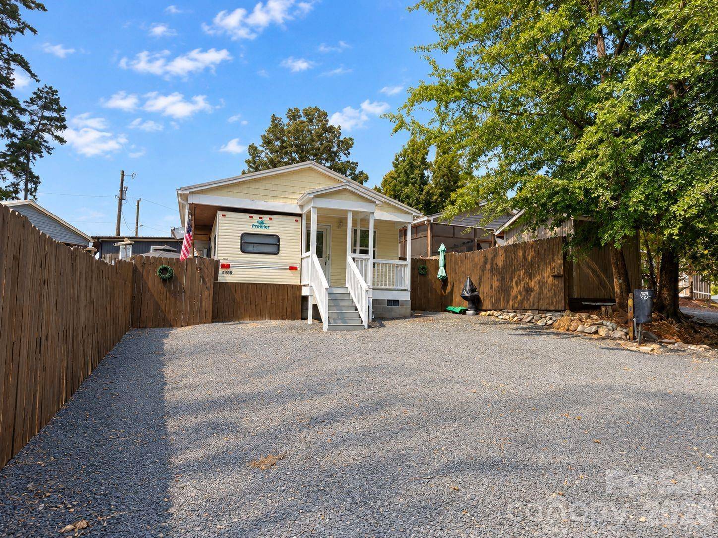 309 Lake Tillery TRL #E130, Mount Gilead, NC 27306