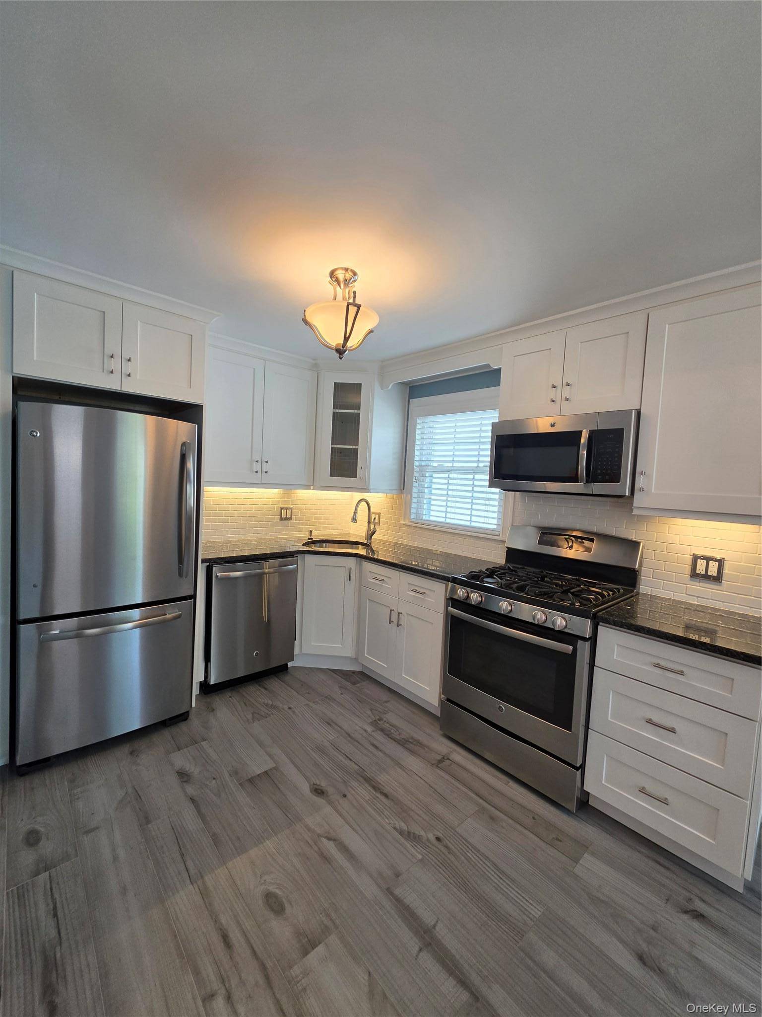 164-15 98th ST, Howard Beach, NY 11414