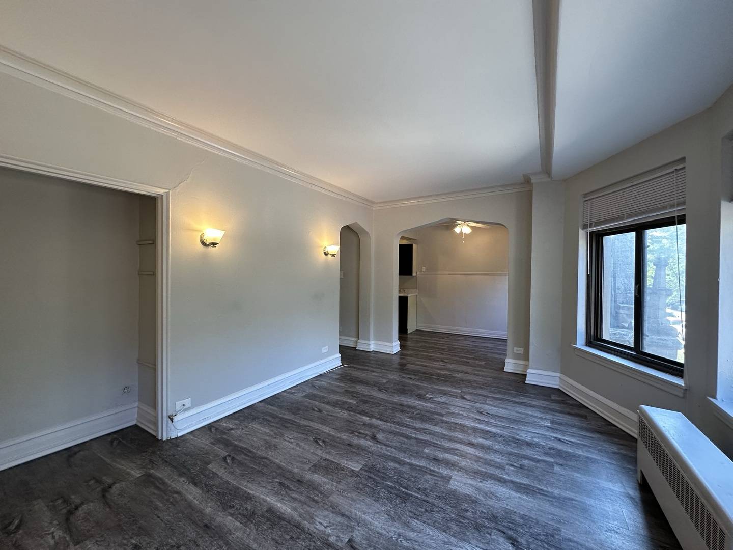 1033 W Loyola AVE #602, Chicago, IL 60626