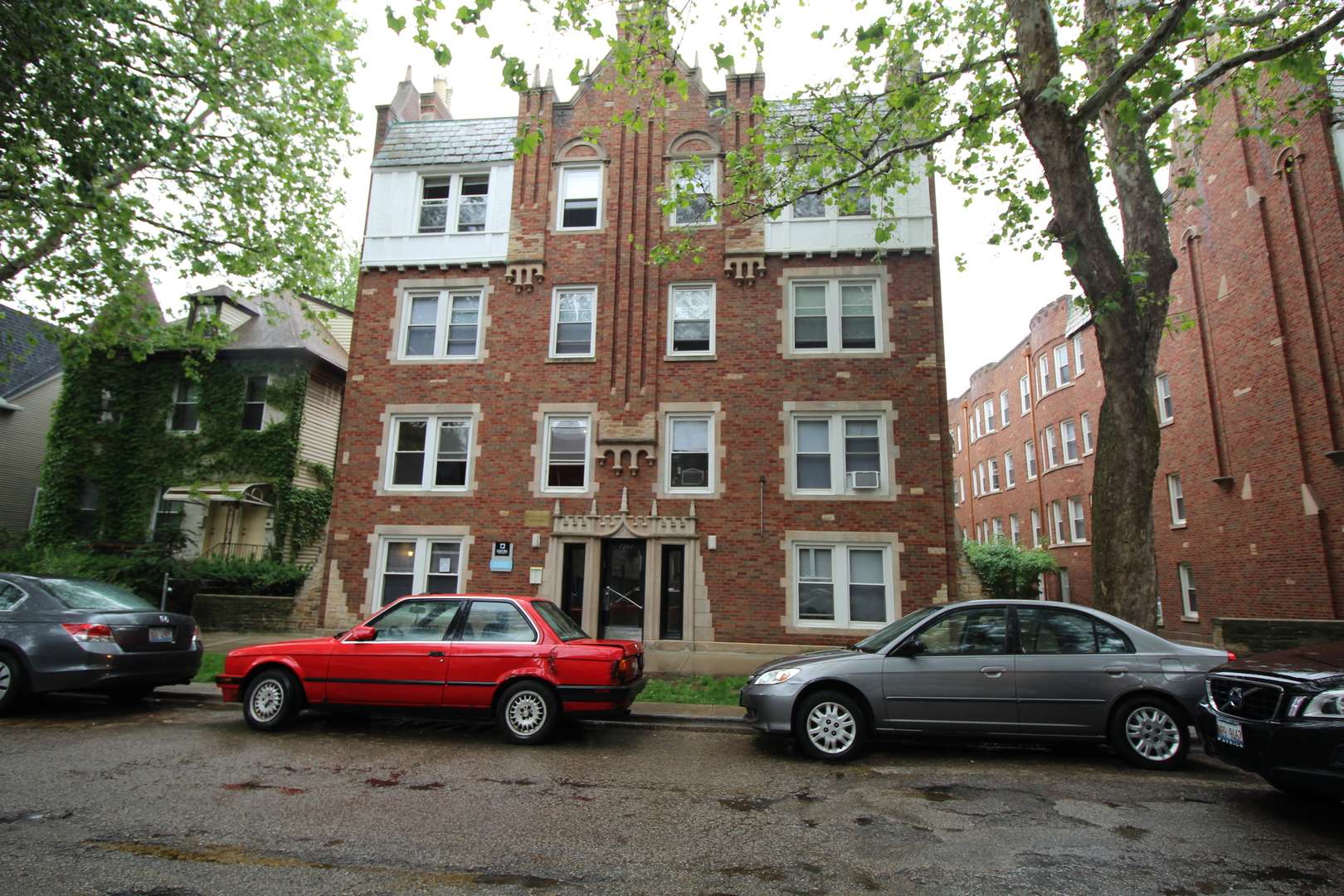 1261 W Argyle ST #210, Chicago, IL 60640