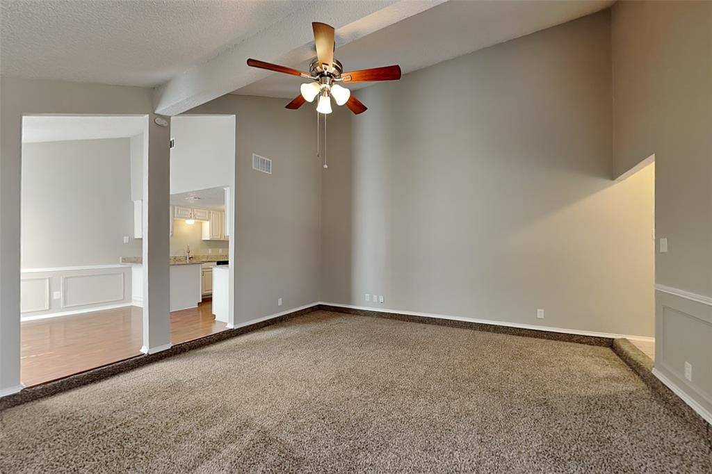4636 Feathercrest Drive, Fort Worth, TX 76137