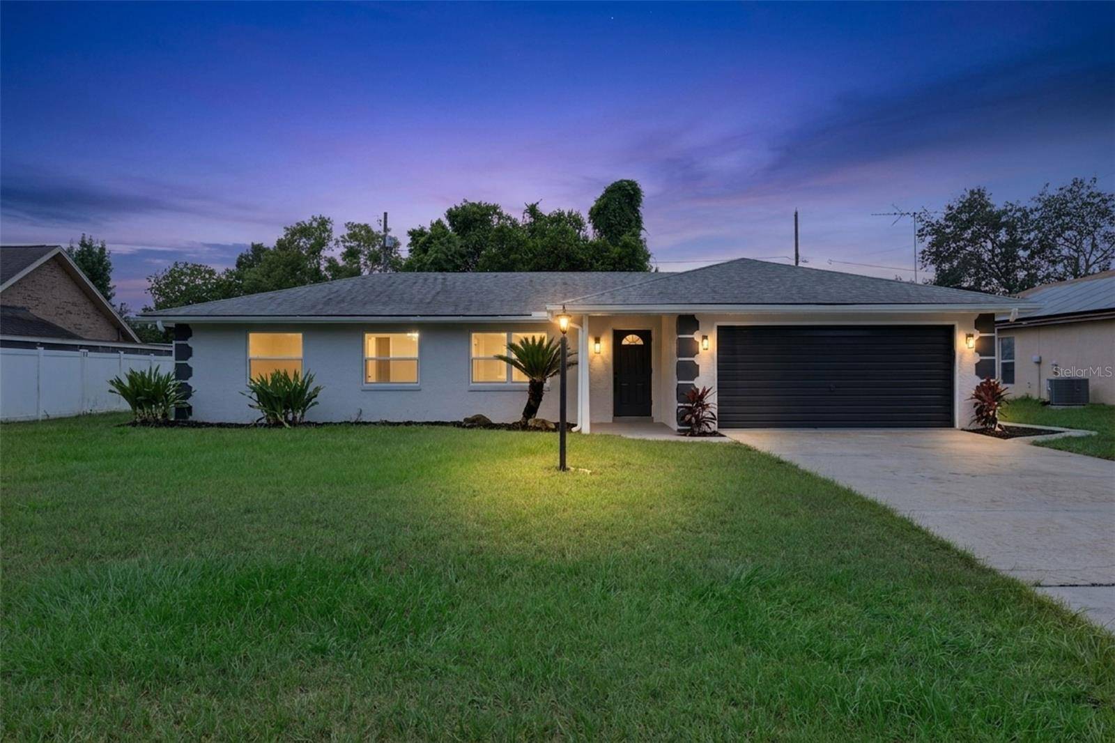 1102 MAGDALENA AVE, Deltona, FL 32725