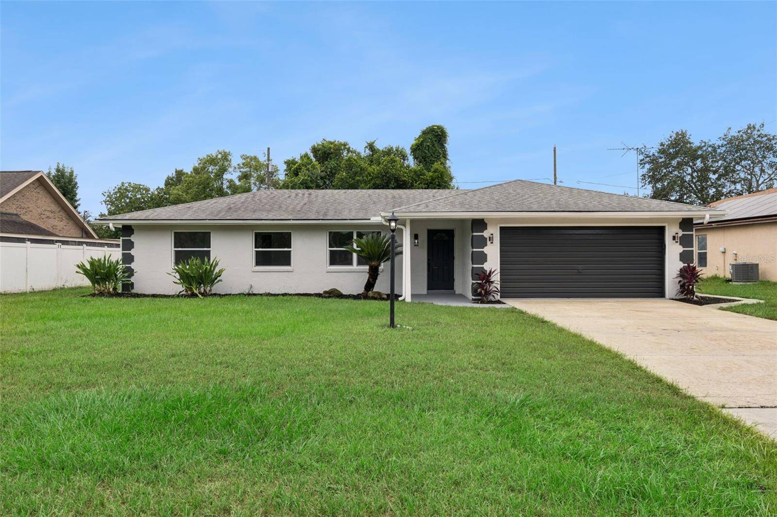 1102 MAGDALENA AVE, Deltona, FL 32725
