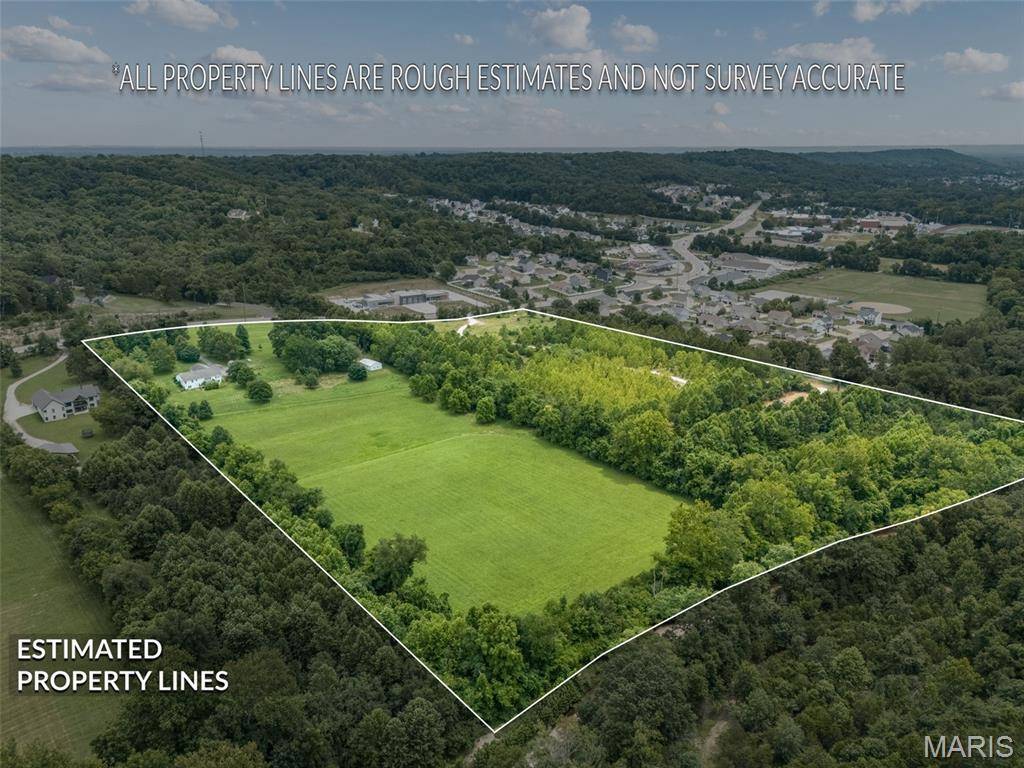 3102 Lions Den RD, Imperial, MO 63052