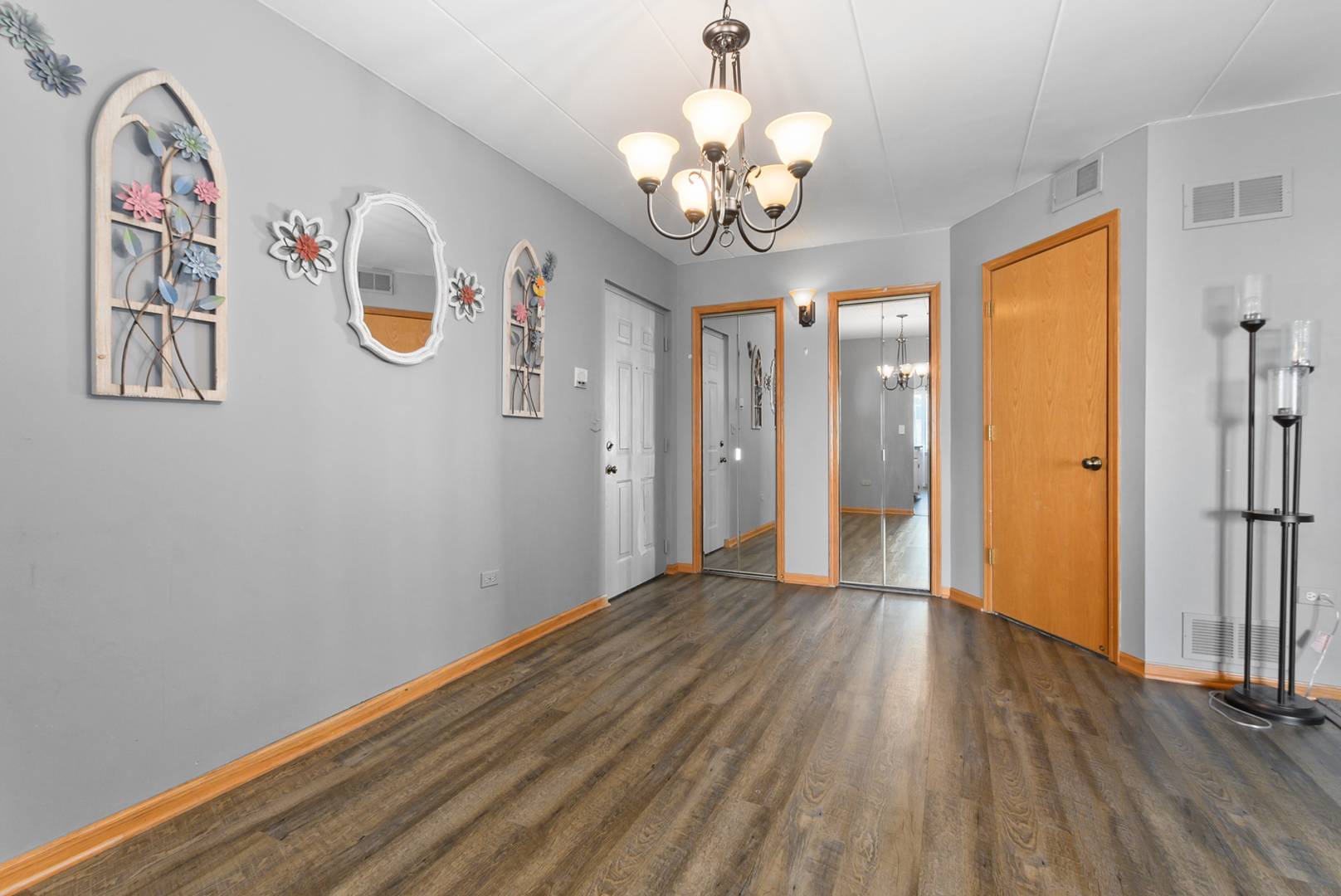 6640 183rd ST #2C, Tinley Park, IL 60477