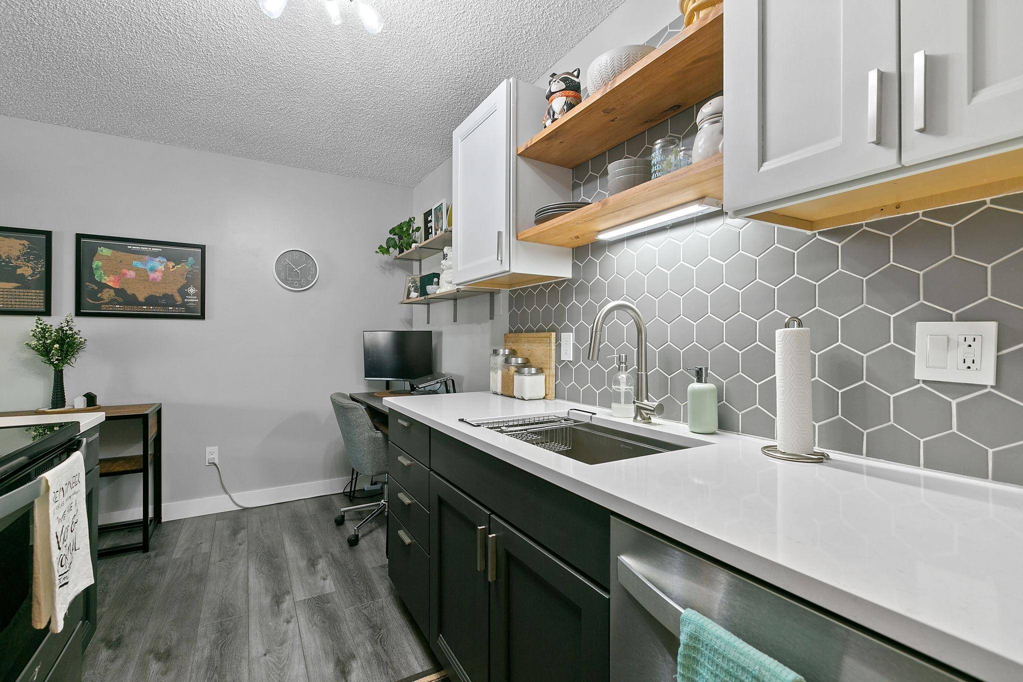1225 Lasalle AVE #1103, Minneapolis, MN 55403